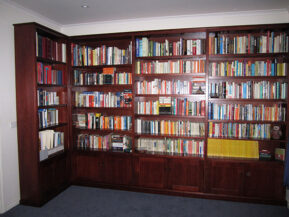 custom-Bookshelf