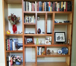 Arruma Staggered Bookcase | Natural Timber Decor